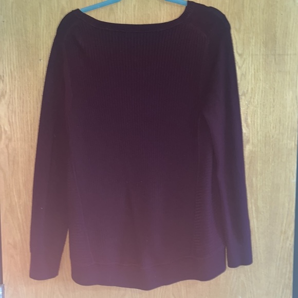 Women’s Plum Sweater - L - Picture 2 of 3